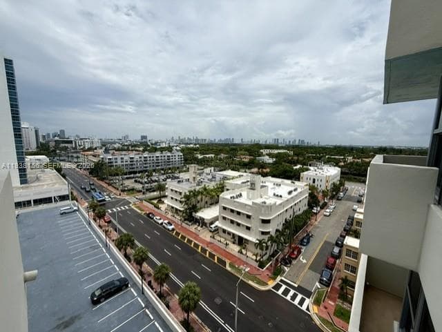 Triton Tower · #1114 in Miami Beach - Photo 3