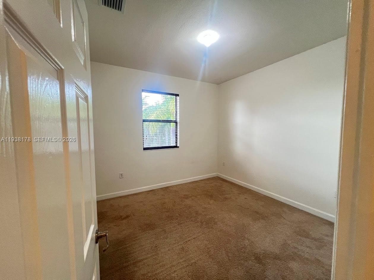 191 SE 35 TH AV. photo 35