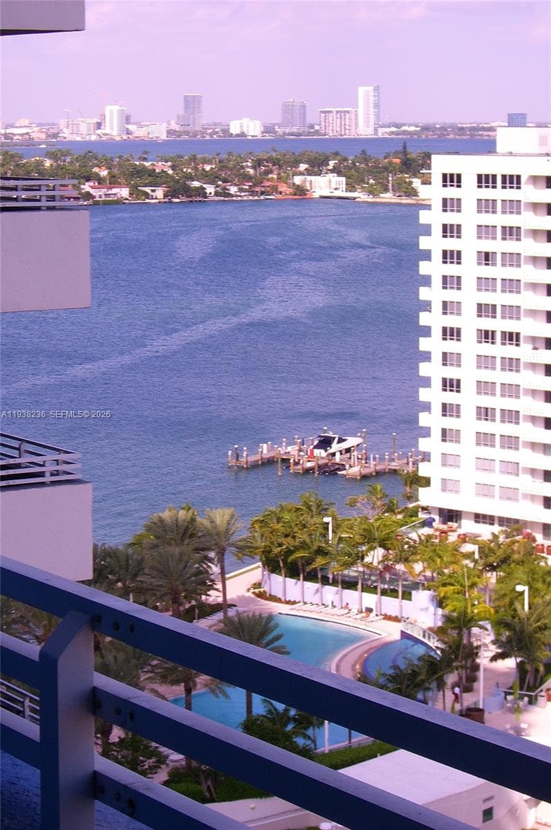 THE WAVERLY AT SOUTH BEAC · #1611 in Miami Beach - Photo 9