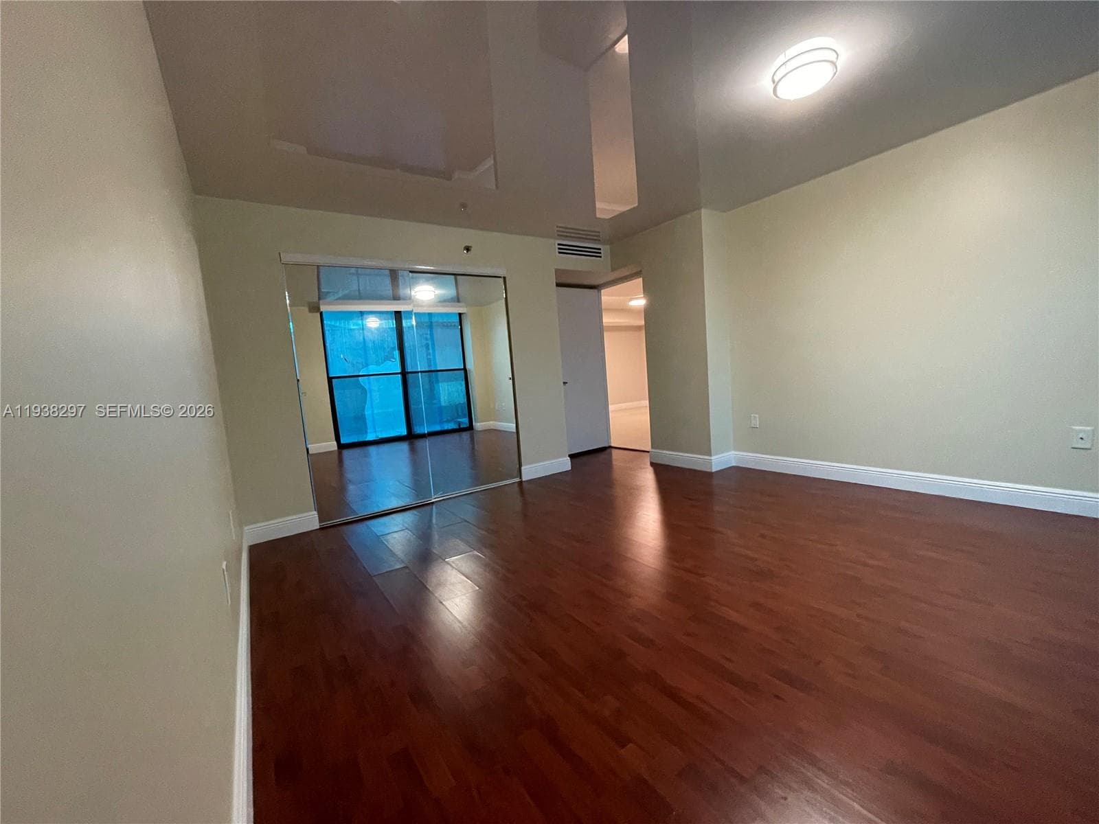 WINSTON TOWERS 600 CONDO · #305 in Sunny Isles Beach - Photo 5