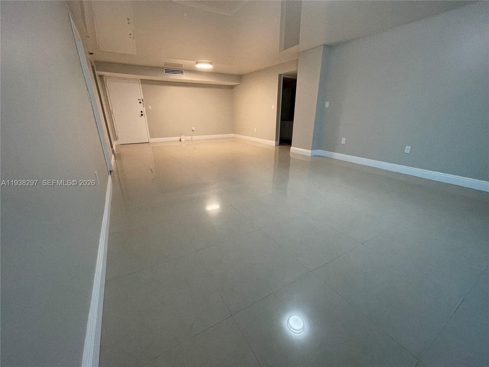 WINSTON TOWERS 600 CONDO · #305 in Sunny Isles Beach - Photo 9