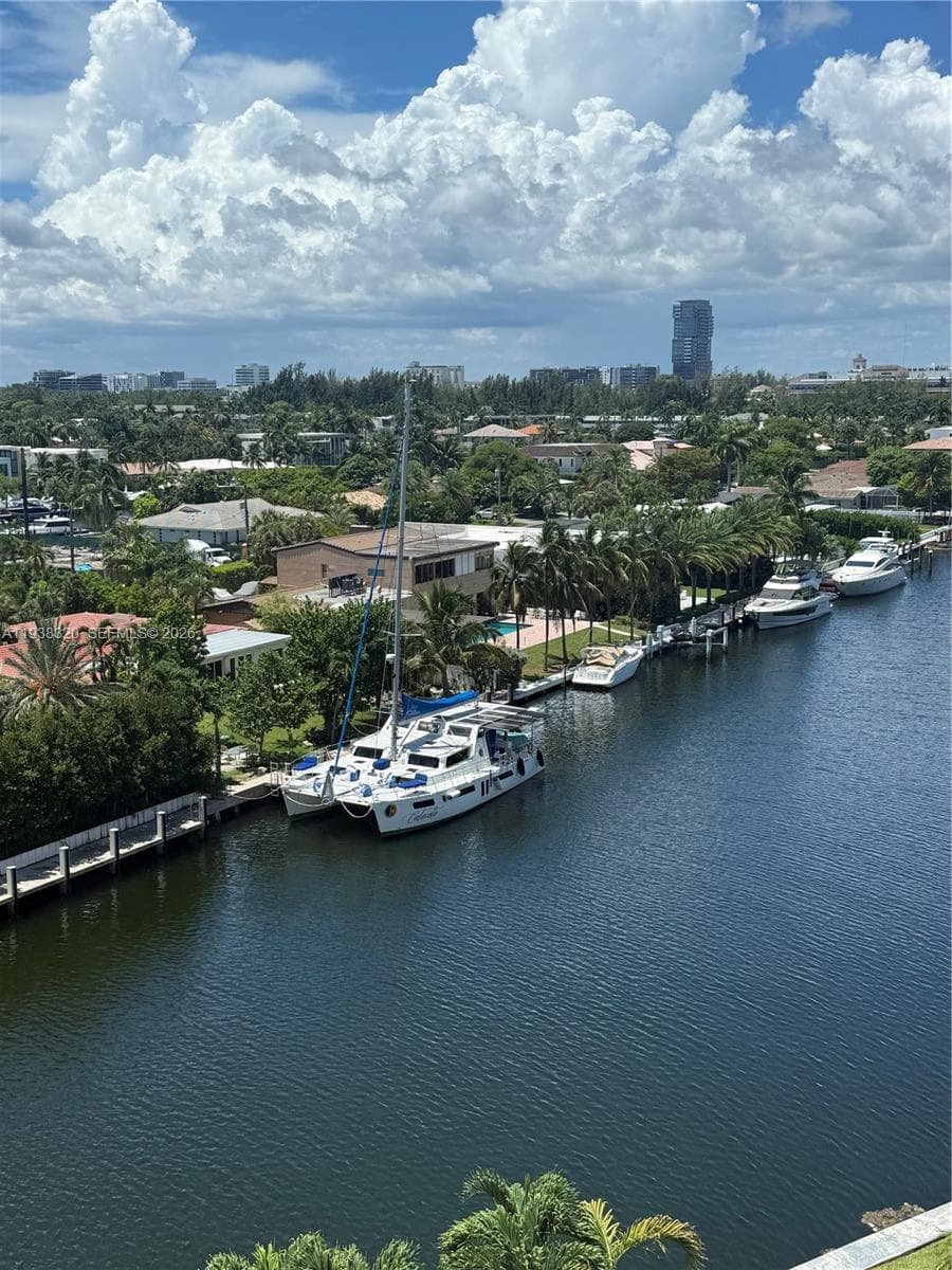 OCEAN VIEW TOWERS CONDO · #804 in Hallandale Beach - Photo 23