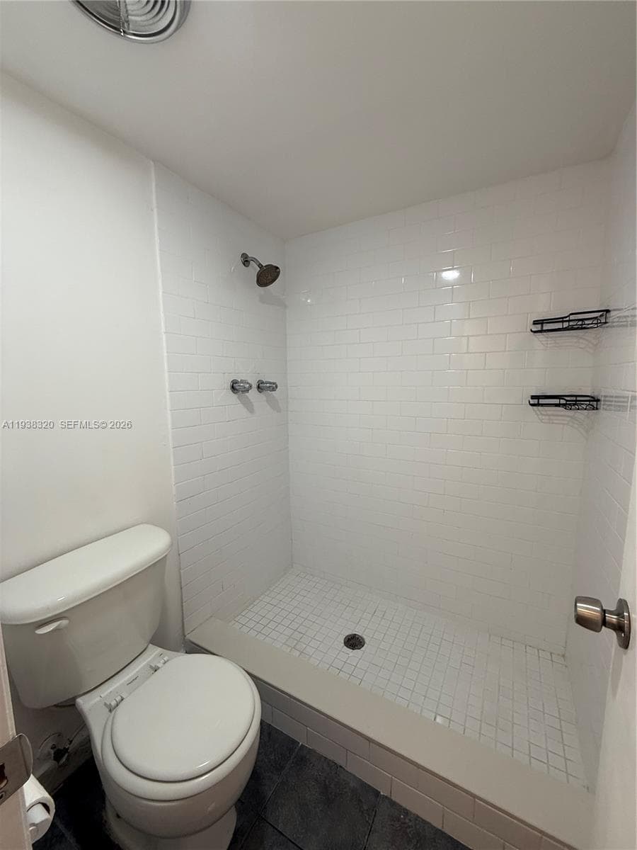 OCEAN VIEW TOWERS CONDO · #804 in Hallandale Beach - Photo 28