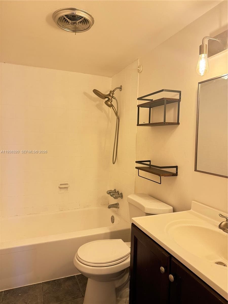 OCEAN VIEW TOWERS CONDO · #804 in Hallandale Beach - Photo 20