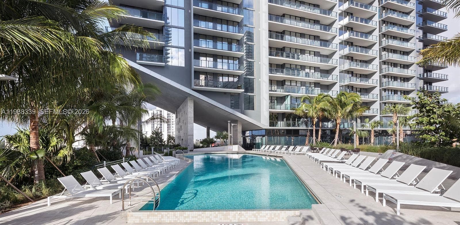 Rise Brickell City Centre · #1706 in Miami - Photo 8