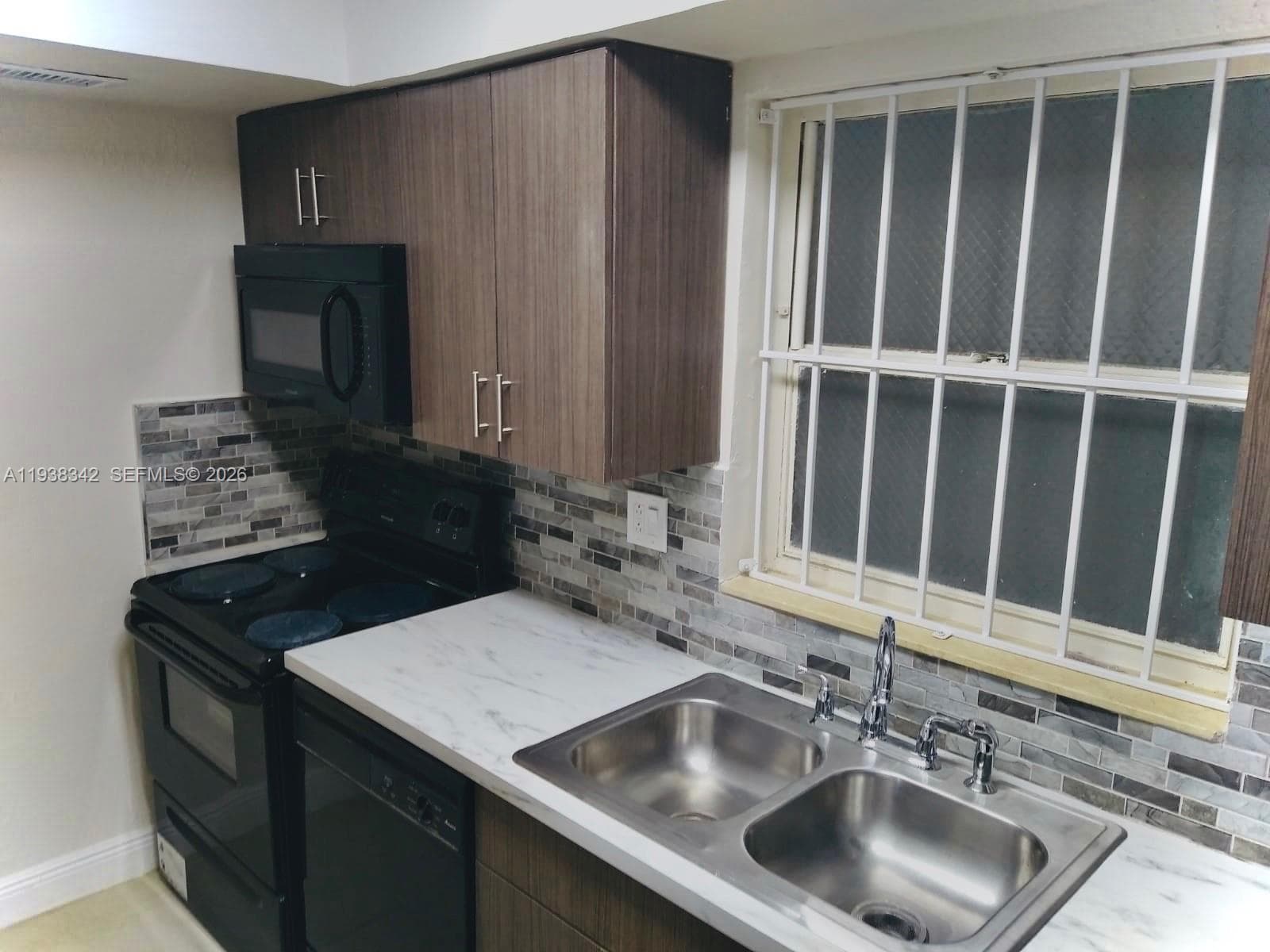 VILLAGE AT DADELAND CONDO · #K-108 in Miami - Photo 17