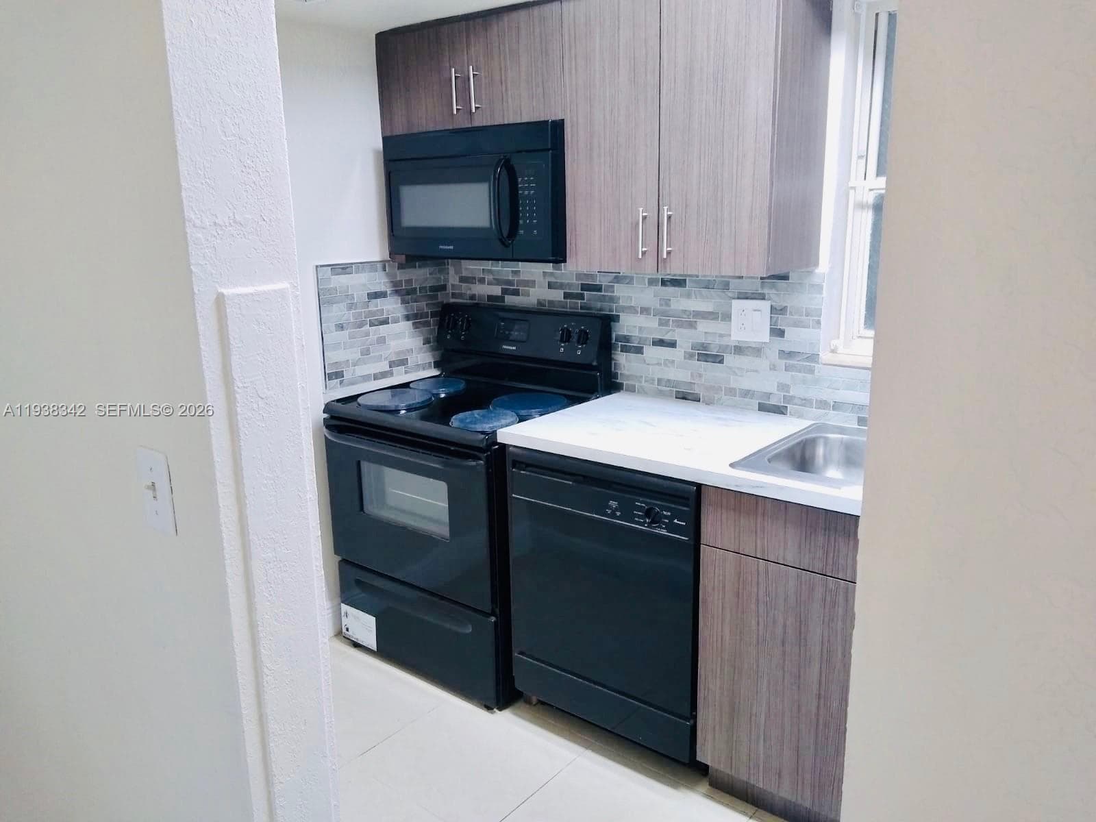VILLAGE AT DADELAND CONDO · #K-108 in Miami - Photo 16