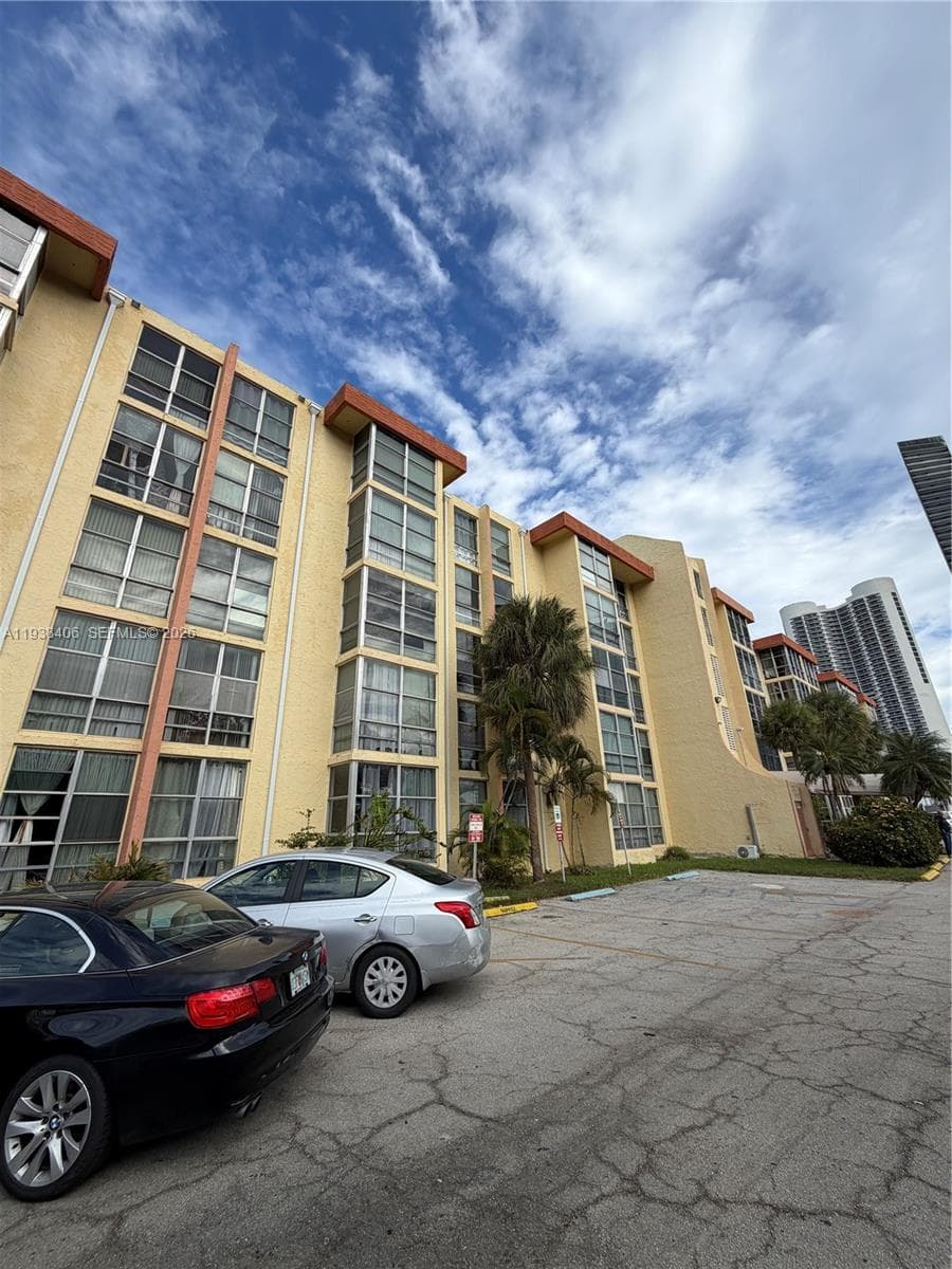AVILA SOUTH CONDO · #104 in Sunny Isles Beach - Photo 17