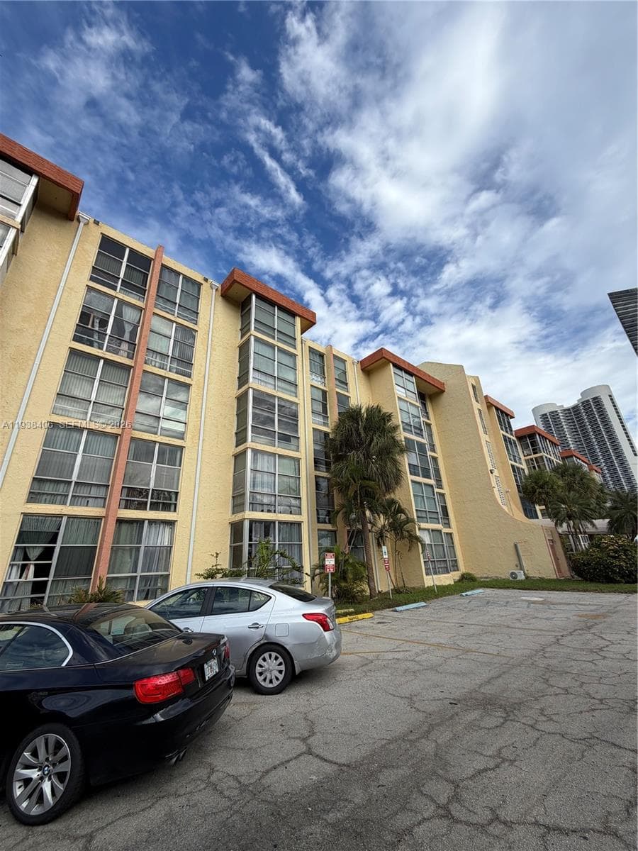 AVILA SOUTH CONDO · #104 in Sunny Isles Beach - Photo 18