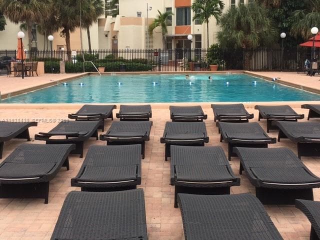 DESOTO PARK CONDO · #407 in Hallandale Beach - Photo 22