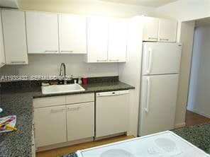 DESOTO PARK CONDO · #407 in Hallandale Beach - Photo 7