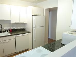 DESOTO PARK CONDO · #407 in Hallandale Beach - Photo 14