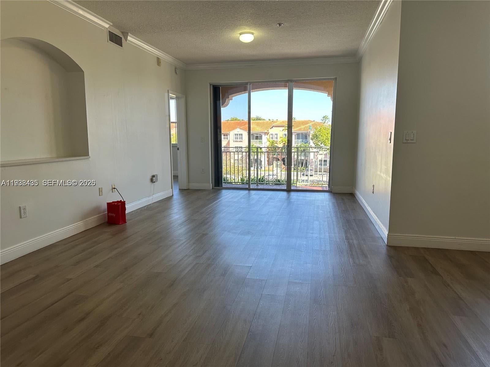 THE COURTS AT DORAL ISLES · #432 in Doral - Photo 2