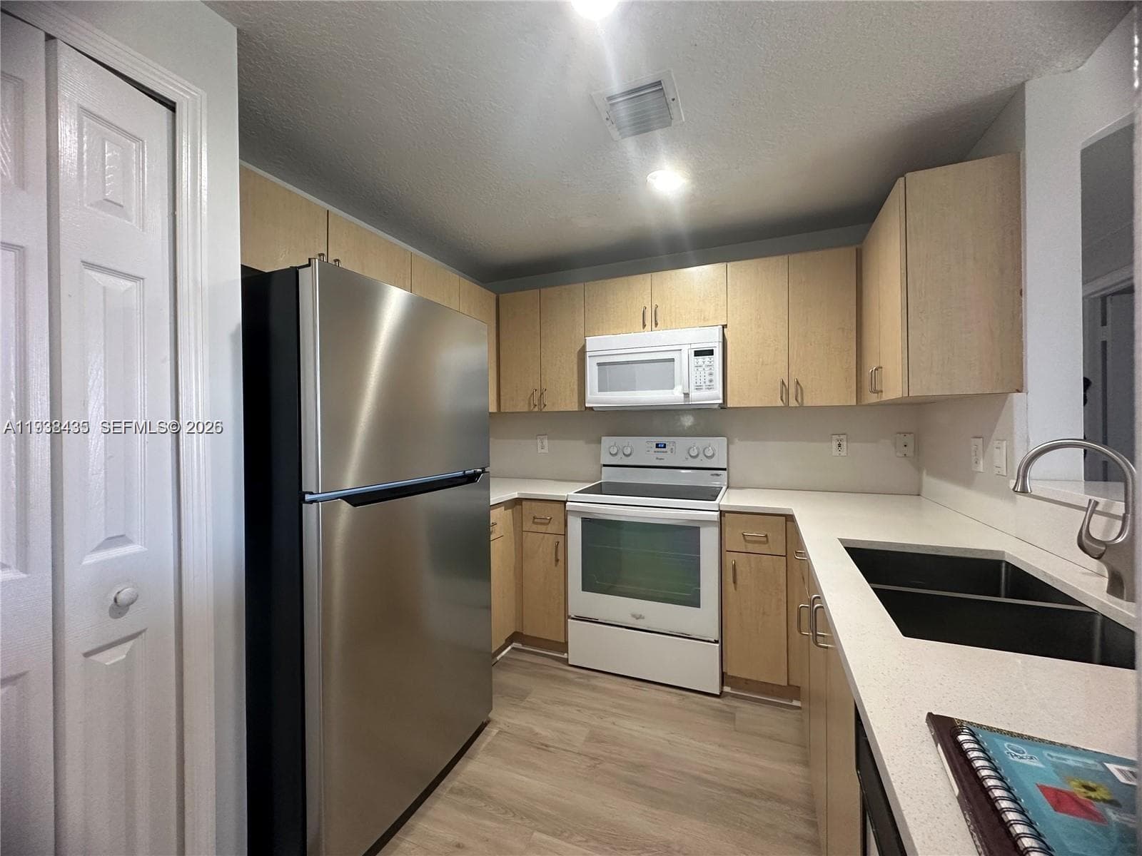 THE COURTS AT DORAL ISLES · #432 in Doral - Photo 5