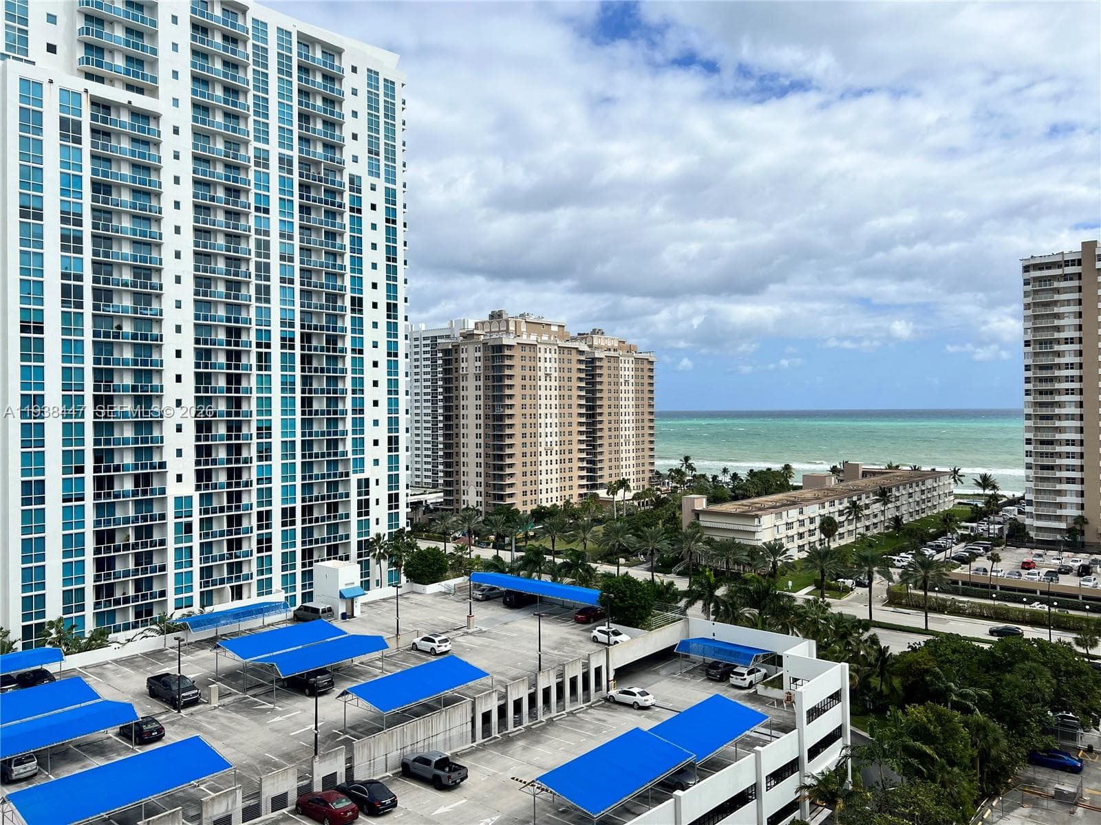 HEMISPHERES CONDO · #11H in Hallandale Beach - Photo 4