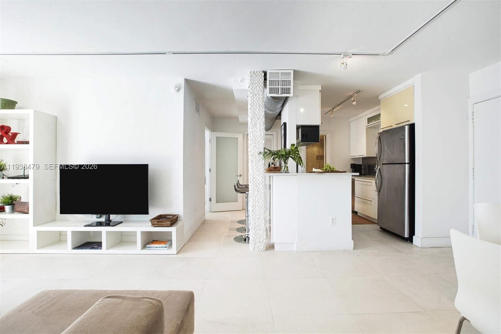 Laser Condominium · #2E in Miami Beach - Photo 21