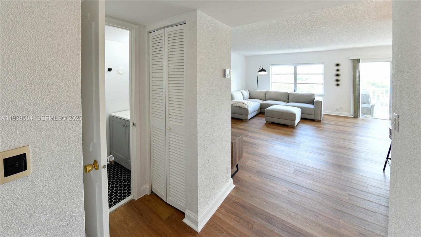 FAIRWAYS RIVIERA CONDO · #626 in Hallandale Beach - Photo 5