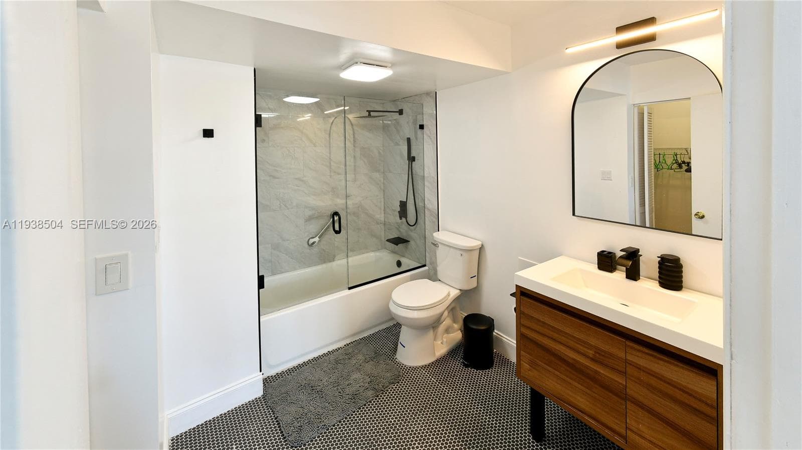 FAIRWAYS RIVIERA CONDO · #626 in Hallandale Beach - Photo 19