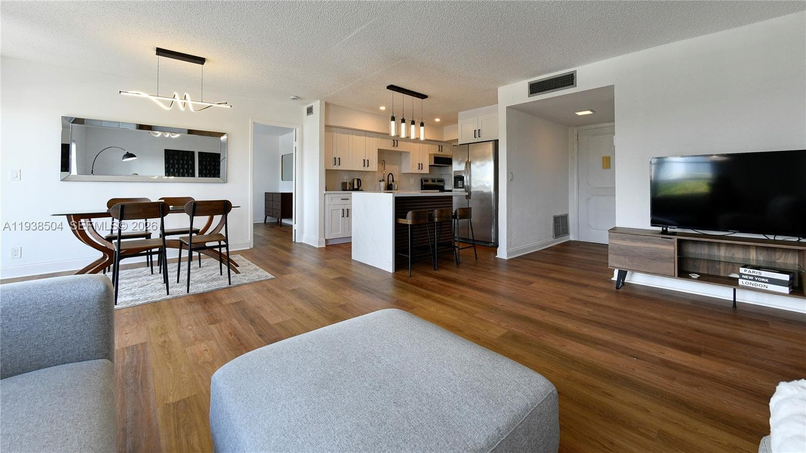 FAIRWAYS RIVIERA CONDO · #626 in Hallandale Beach - Photo 8