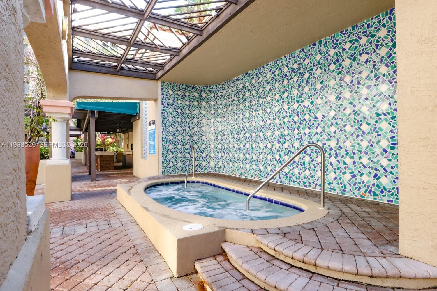 LAS OLAS BY THE RIVER CON · #1208 in Fort Lauderdale - Photo 10