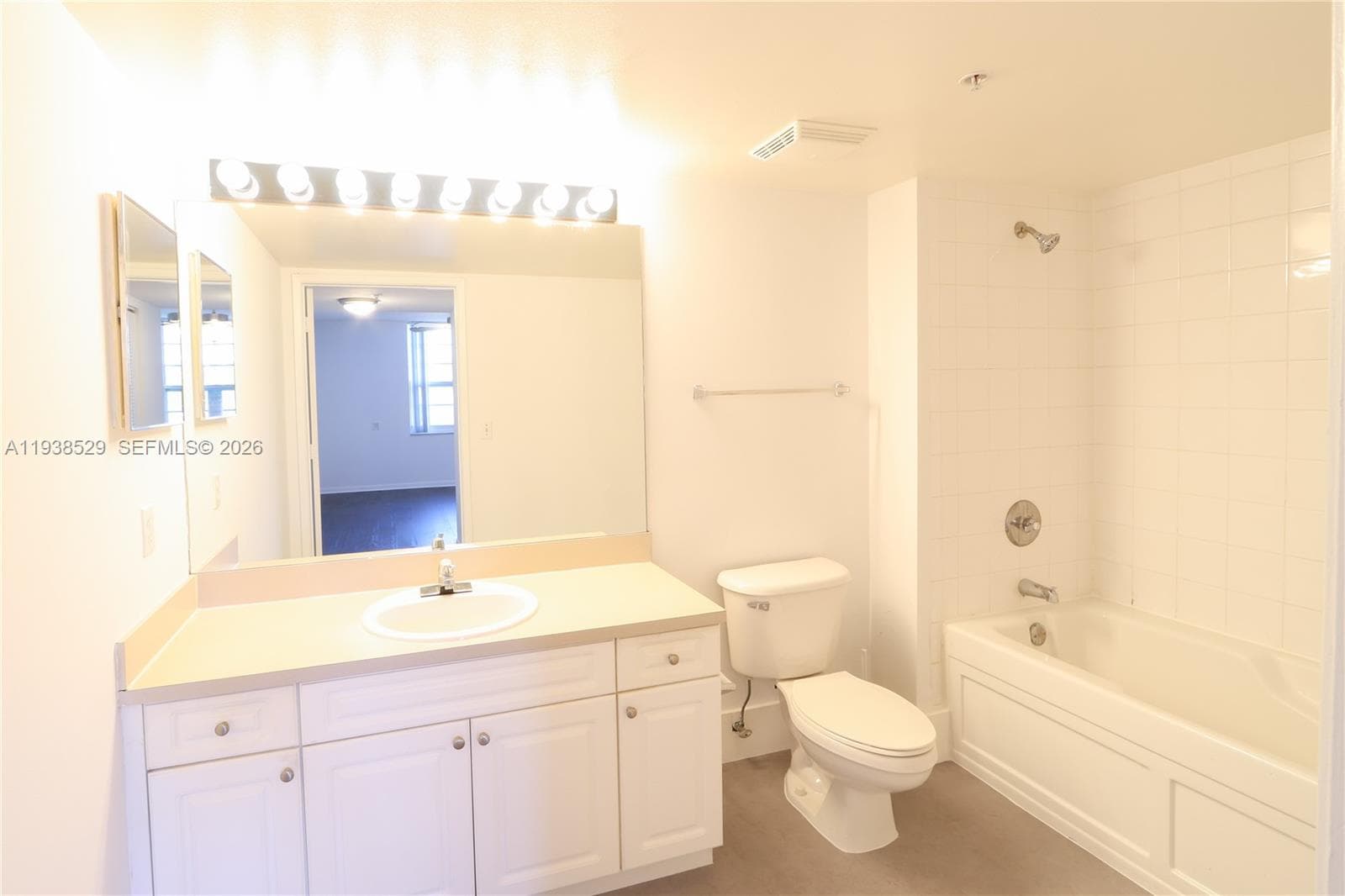 LAS OLAS BY THE RIVER CON · #1208 in Fort Lauderdale - Photo 35