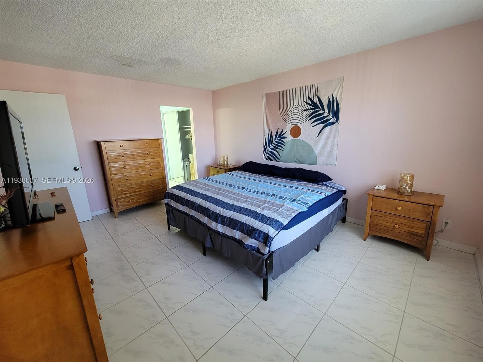 OCEAN VIEW TOWERS CONDO · #1114 in Hallandale Beach - Photo 11