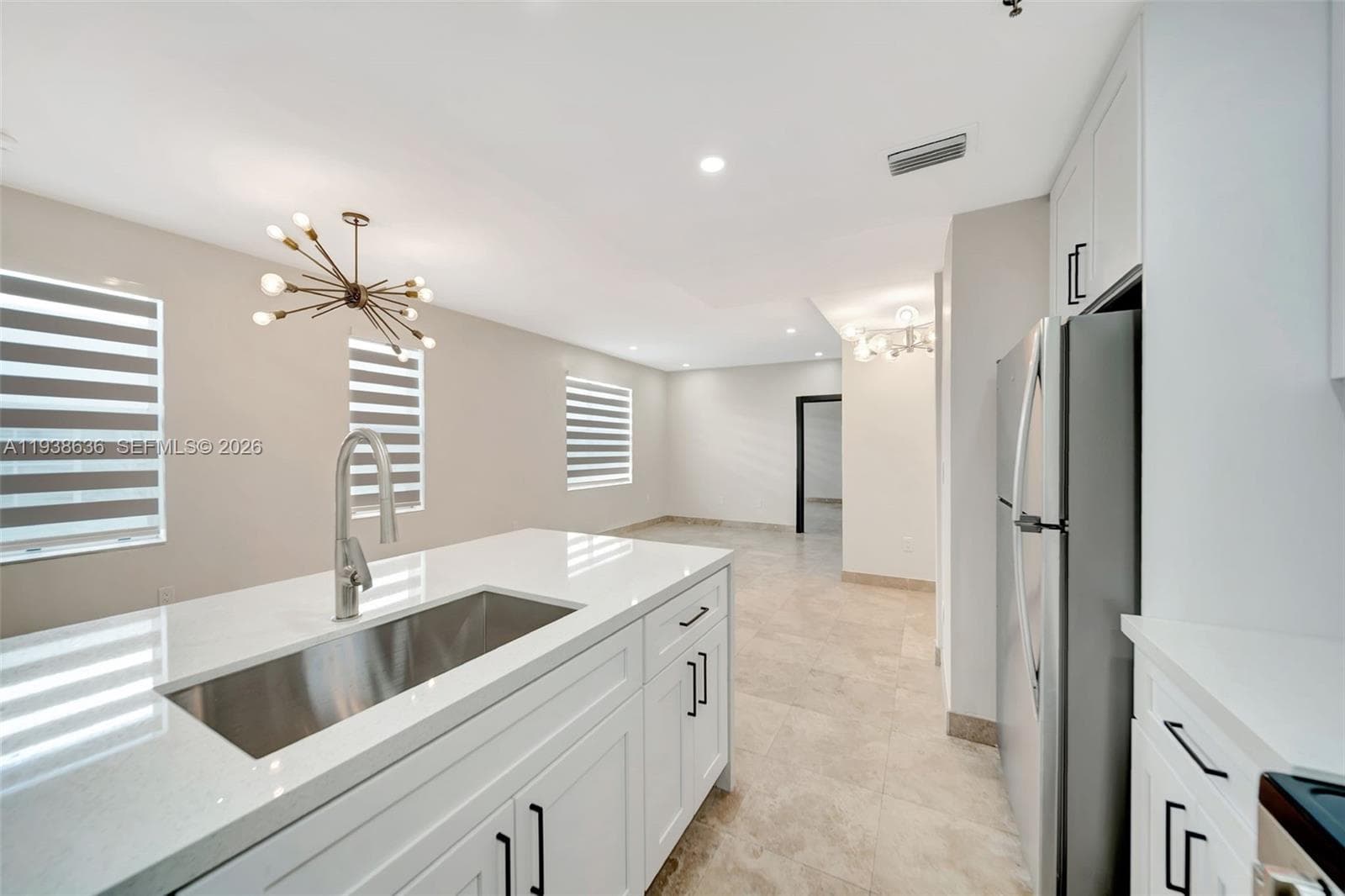 THE ELAINE CONDO · #201 in Miami Beach - Photo 4