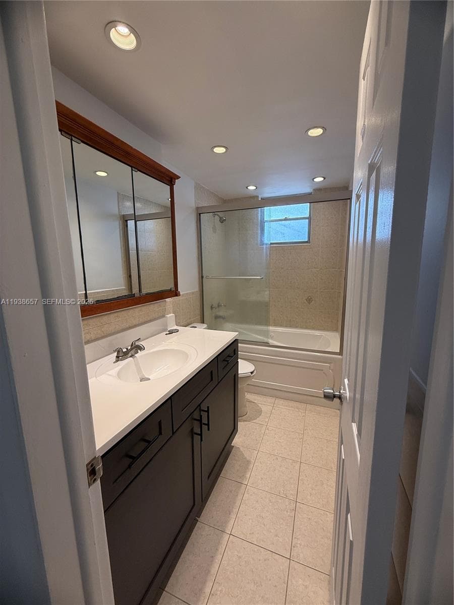 BISC LAKE GARDENS CONDO N1 · #C111 in Aventura - Photo 5