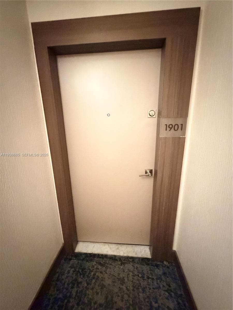 Flamenco TOWERS · #1901 in Aventura - Photo 1