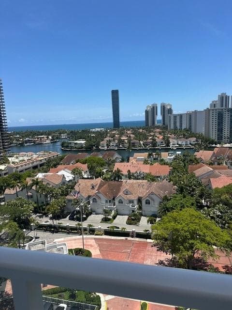 MARINA  TOWERS · #12A in Aventura - Photo 34