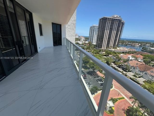 MARINA  TOWERS · #12A in Aventura - Photo 39