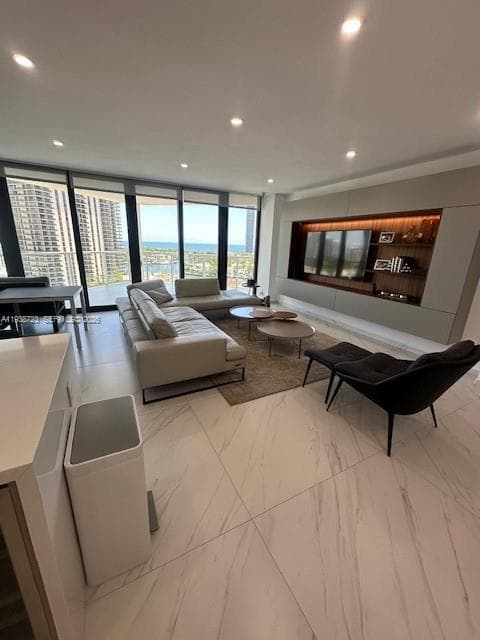 MARINA  TOWERS · #12A in Aventura - Photo 8