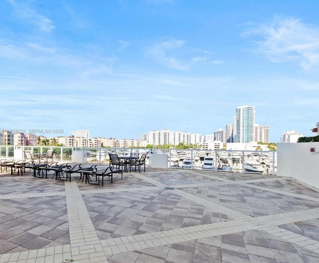 TURNBERRY MARINA TOWER · #12E in Aventura - Photo 27