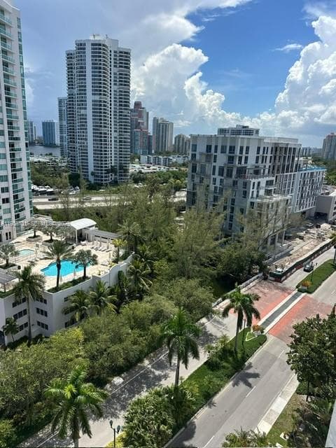 TURNBERRY MARINA TOWER · #12E in Aventura - Photo 71