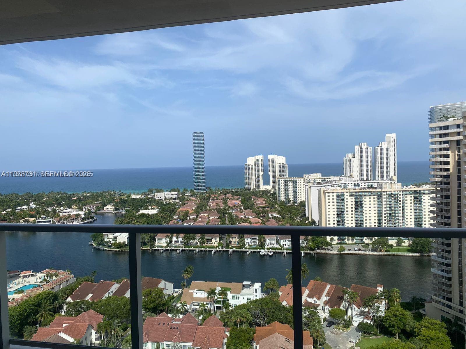 TURNBERRY MARINA TOWER · #12E in Aventura - Photo 29