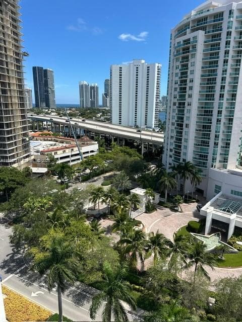 TURNBERRY MARINA TOWER · #12E in Aventura - Photo 70