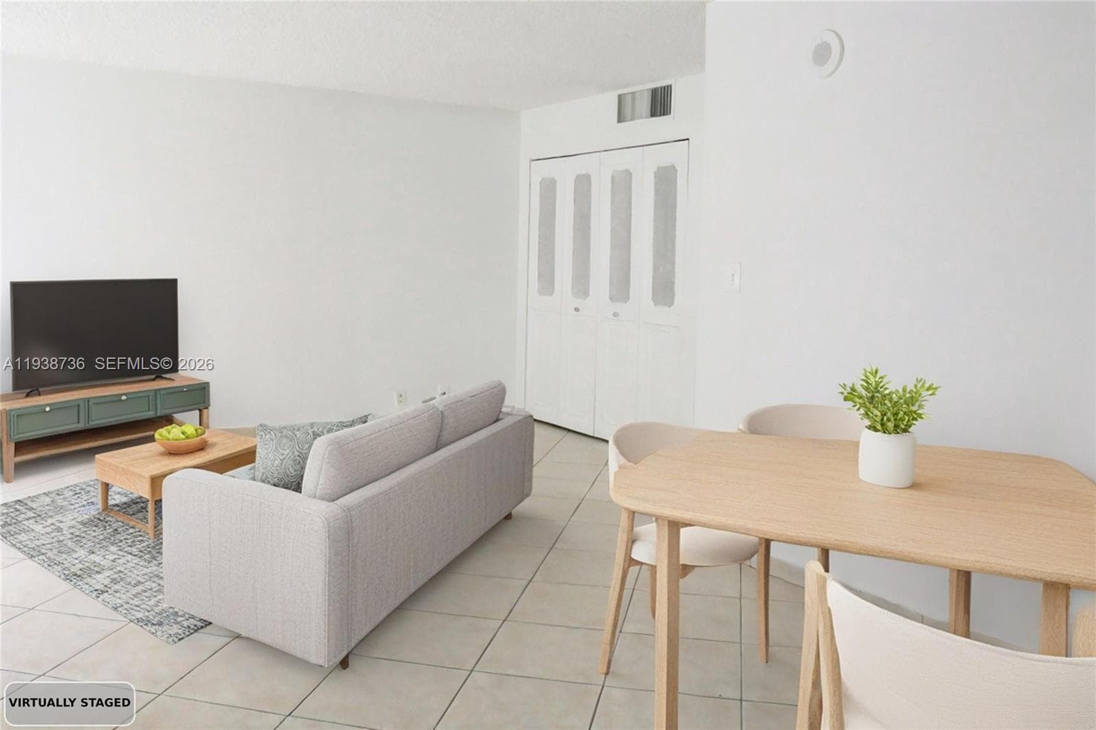 PLAZA OF AMERICAS CONDO · #118 in Sunny Isles Beach - Photo 2