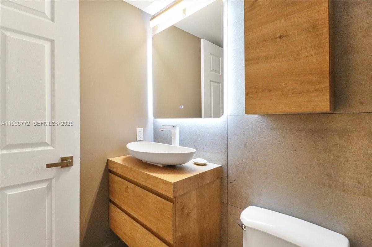 Millennium · #2404 in Sunny Isles Beach - Photo 38
