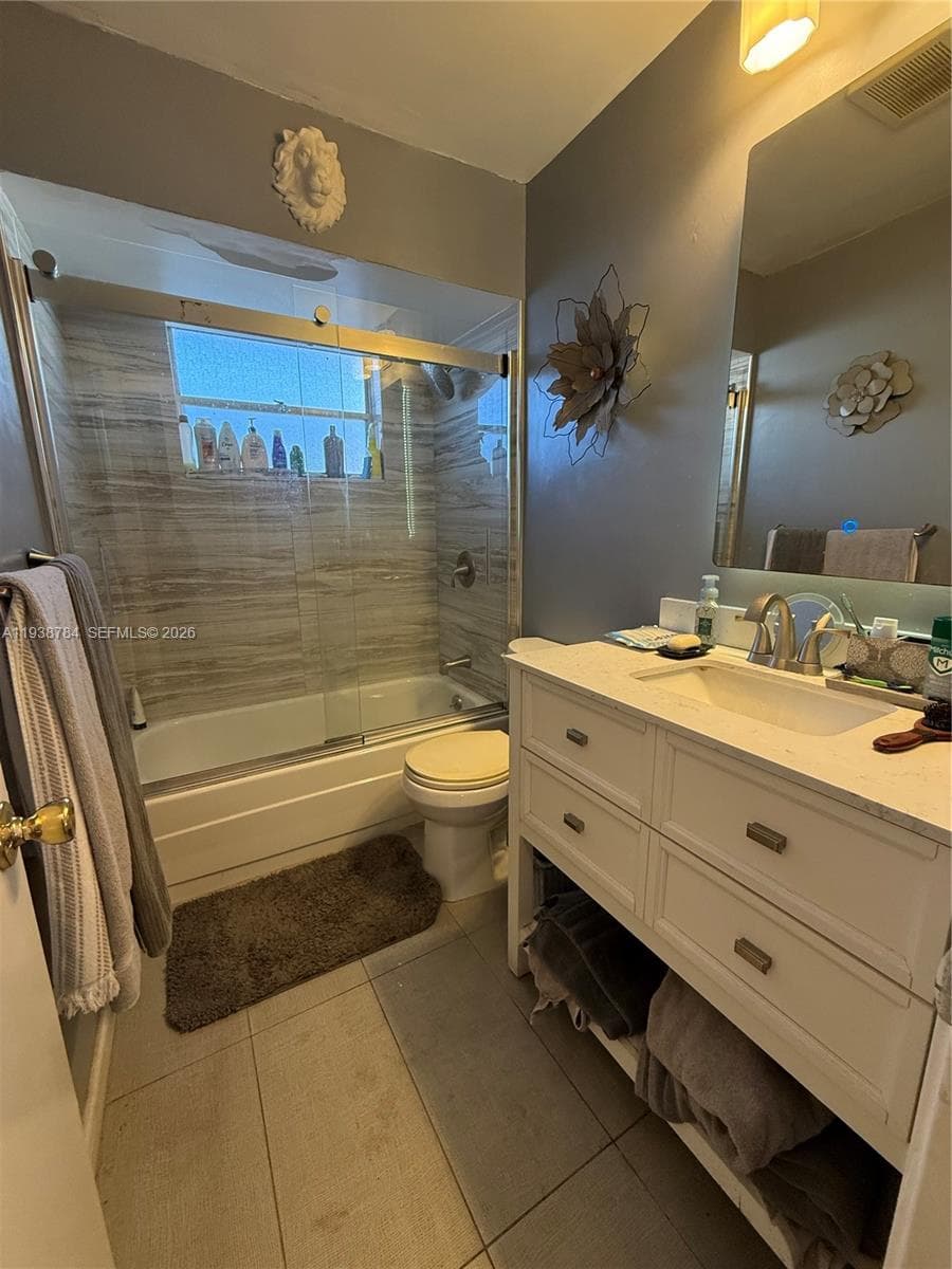 FAIRWAYS CO-OP · #302 in Hallandale Beach - Photo 9