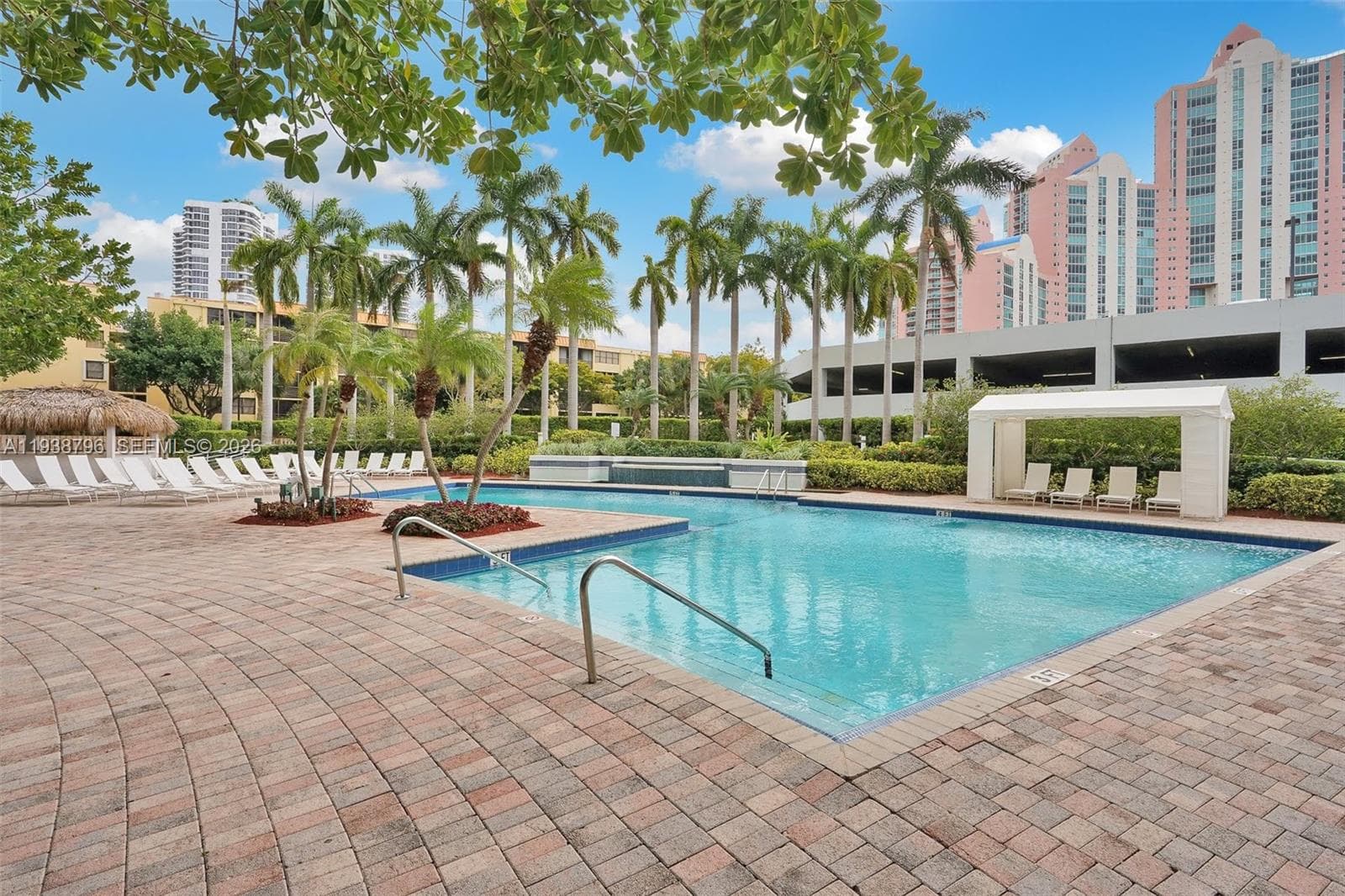 PARC CENTRAL AVENTURA EAS · #1003 in Aventura - Photo 22