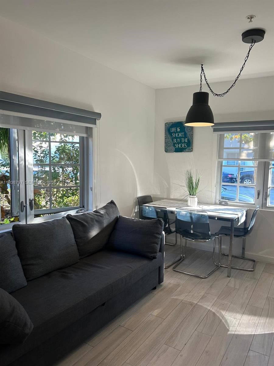 EVA CONDO · #101 in Miami Beach - Photo 2