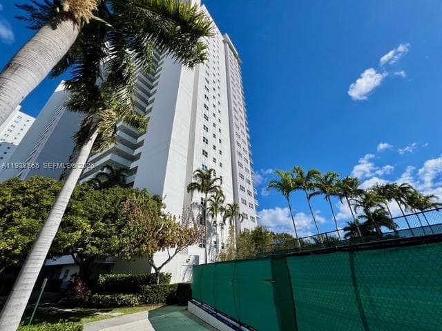 THE OAKS I CONDO · #505 in North Miami - Photo 25