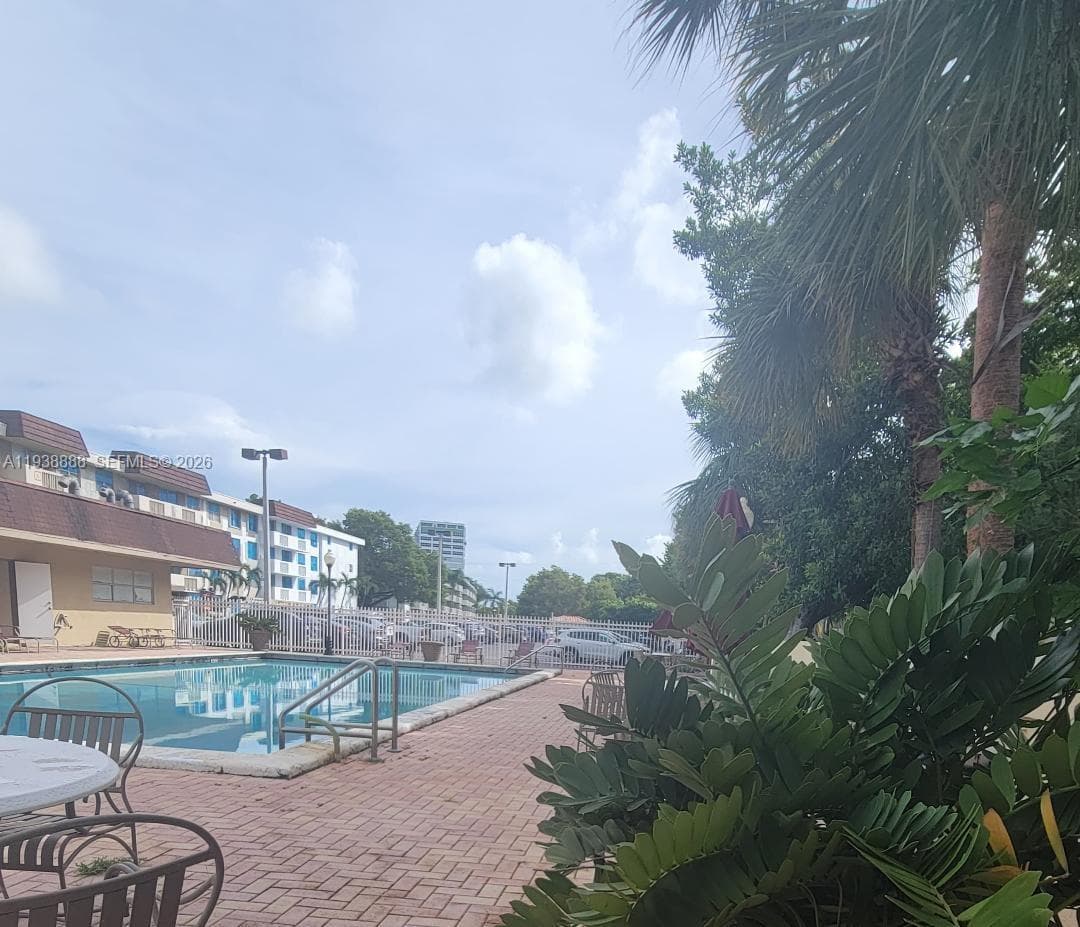 BAYVIEW PALMS · #115 in North Miami - Photo 16