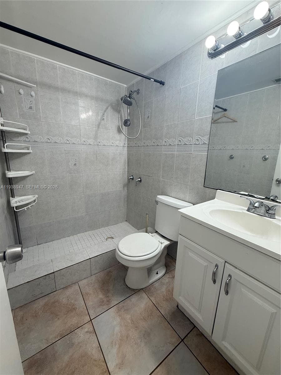 NO BAY WHITE HOUSE NO 2 C · #B107 in North Bay Village - Photo 7