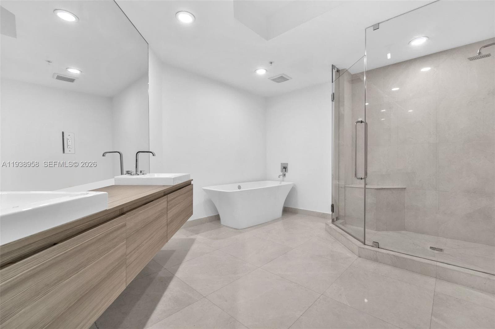 MARINA PALMS RESIDENCES · #411 in North Miami Beach - Photo 25