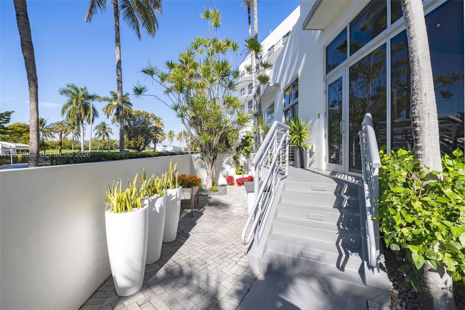 THE MERIDIAN CONDO · #107 in Miami Beach - Photo 5