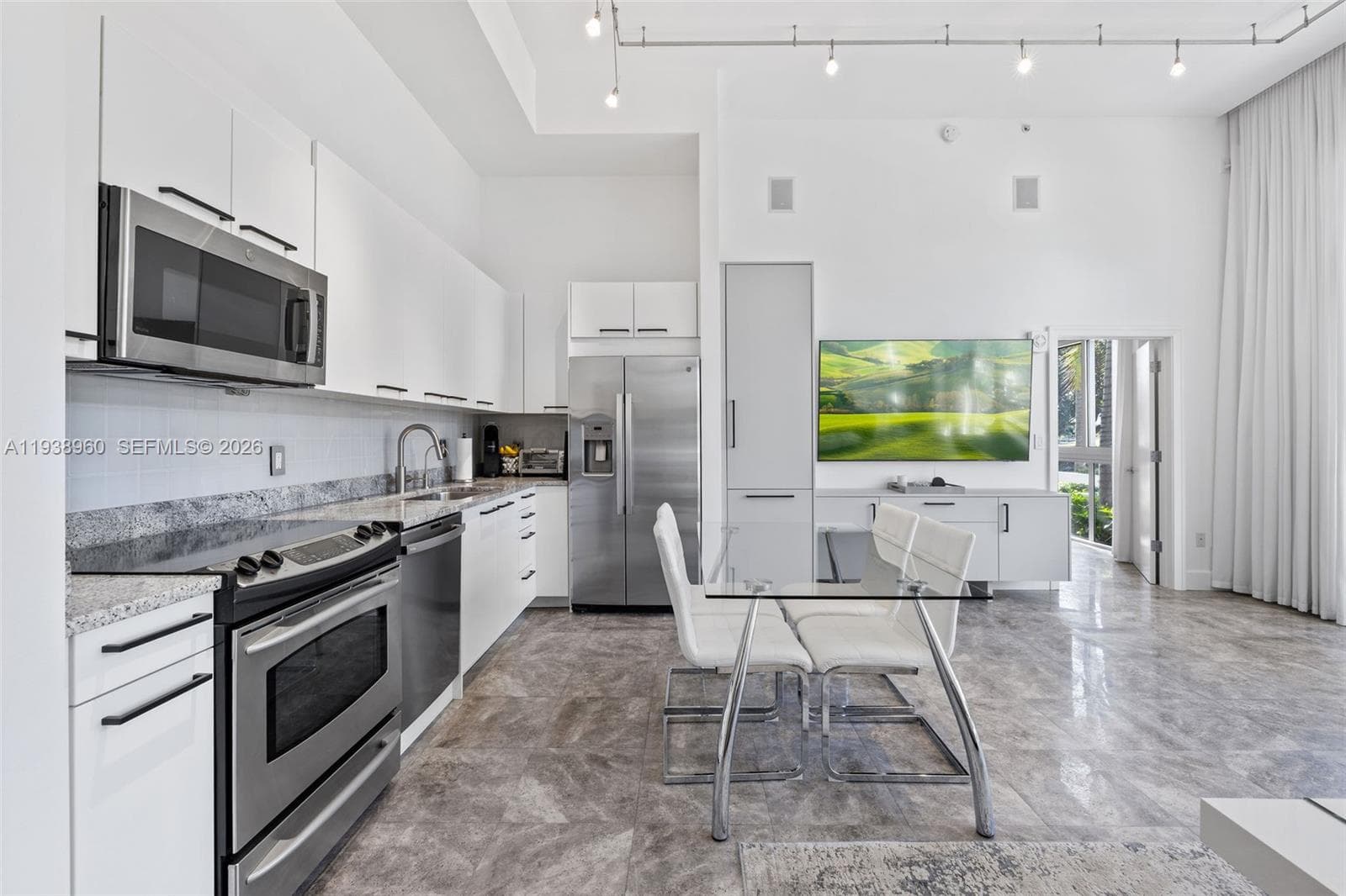 THE MERIDIAN CONDO · #107 in Miami Beach - Photo 11