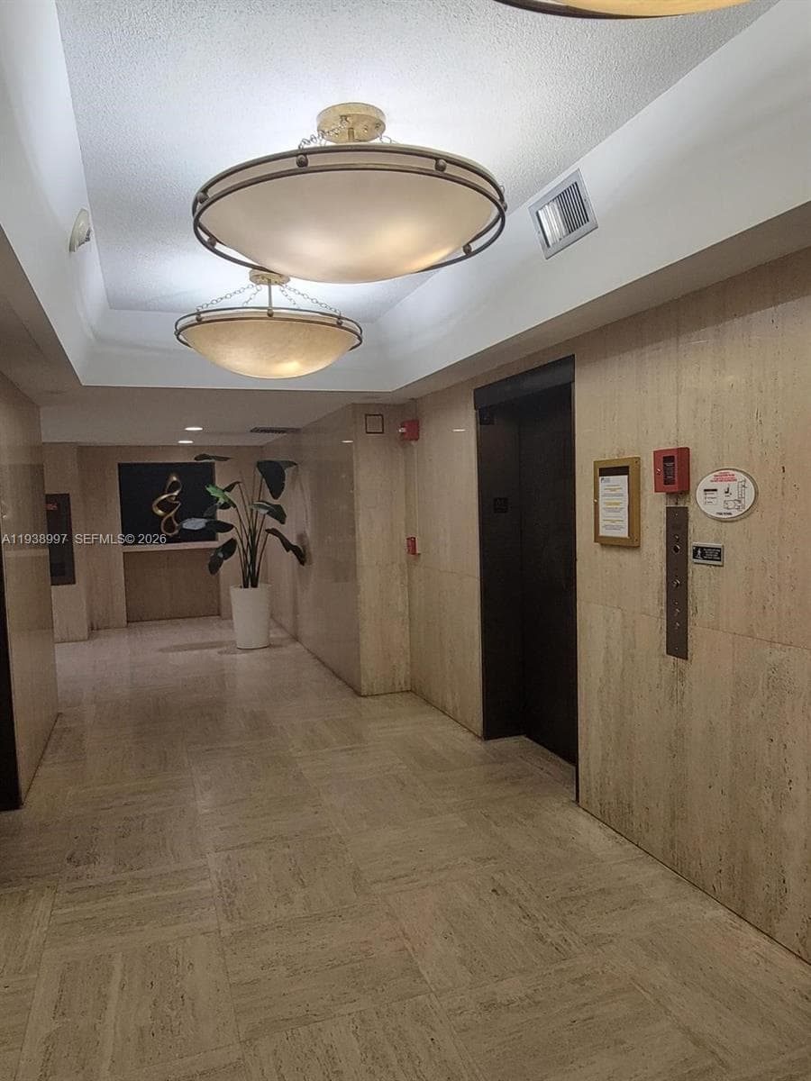 The Olympus Condo · #709 in Hallandale Beach - Photo 6