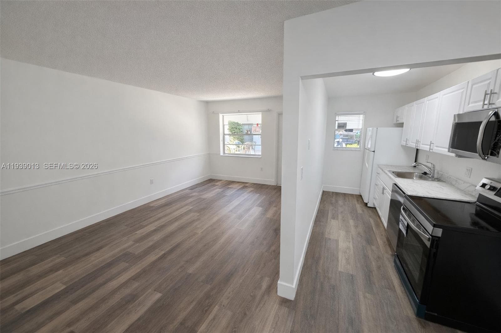 STAR PARADISE CONDO · #121 in Hallandale Beach - Photo 3