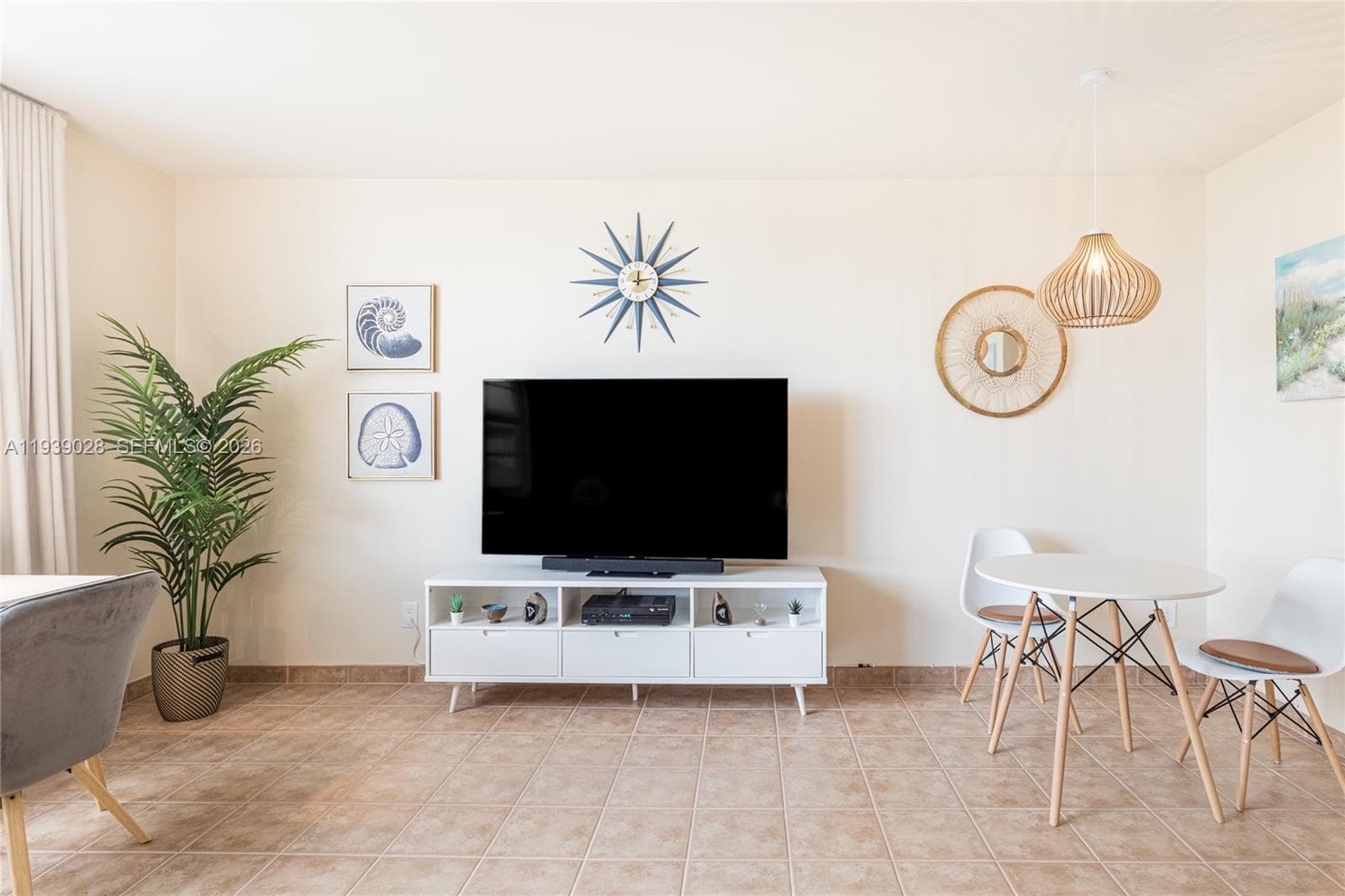 The Decoplage · #431 in Miami Beach - Photo 11